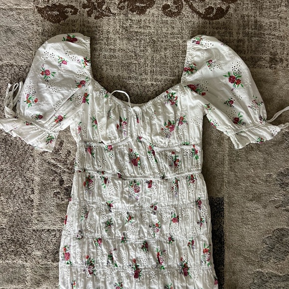 Y2K dressed - Picture 2 of 4